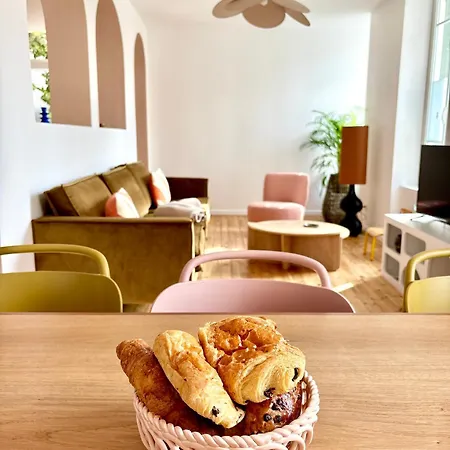 Lucie, 4 A 8 Personnes * Clermont-Ferrand