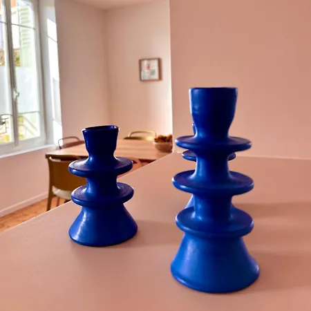 Lucie, 4 A 8 Personnes