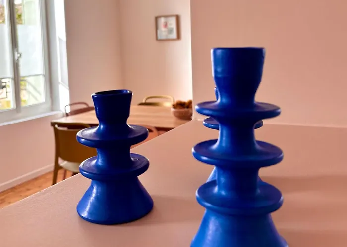 Lucie, 4 A 8 Personnes