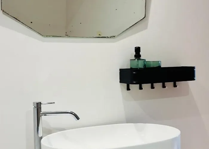 Lucie, 4 à 8 Personnes Villa