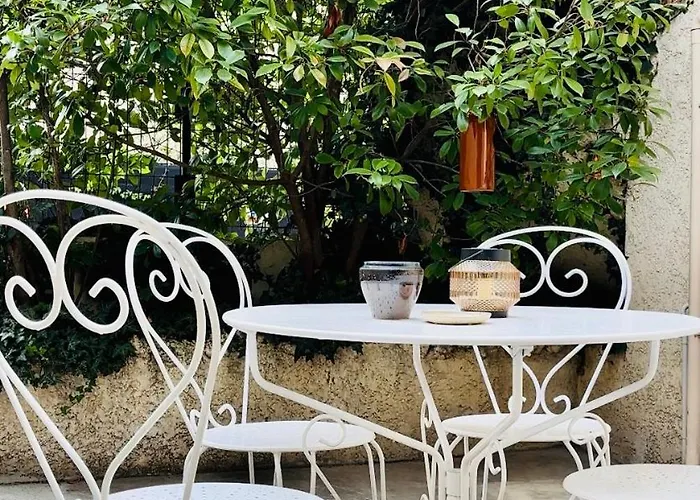 Lucie, 4 A 8 Personnes * Clermont-Ferrand